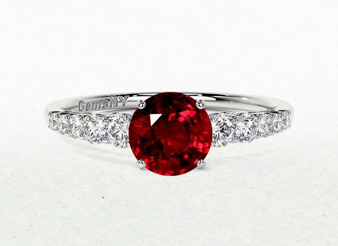 Diamond & Ruby Ring for Her, A Timeless Gift of Love and Elegance