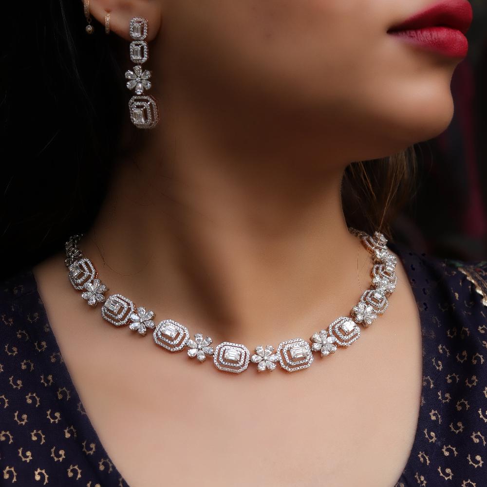 The Abrielle Diamond Necklace